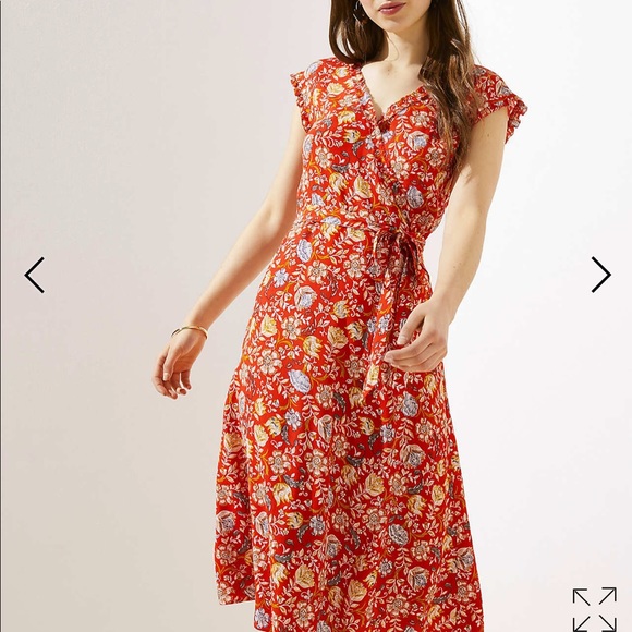 LOFT Dresses & Skirts - LOFT Floral Ruffle Midi Wrap Dress